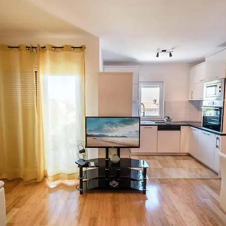Apartamento Apartments Antonella Bes