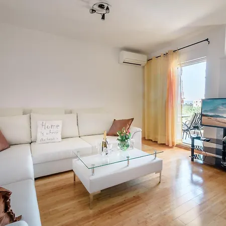 Apartments Antonella Bes Apartamento