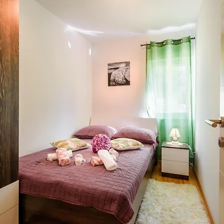 Apartment Apartments Antonella Bes *