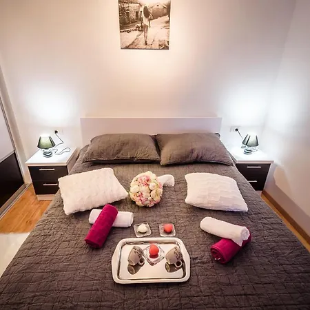 Apartment Apartments Antonella Bes Makarska
