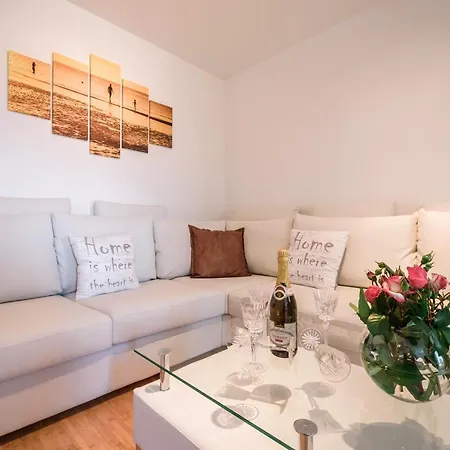 Apartment Apartments Antonella Bes