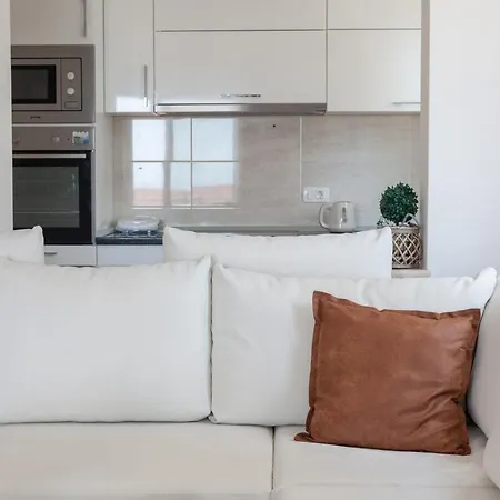 Apartment Apartments Antonella Bes *